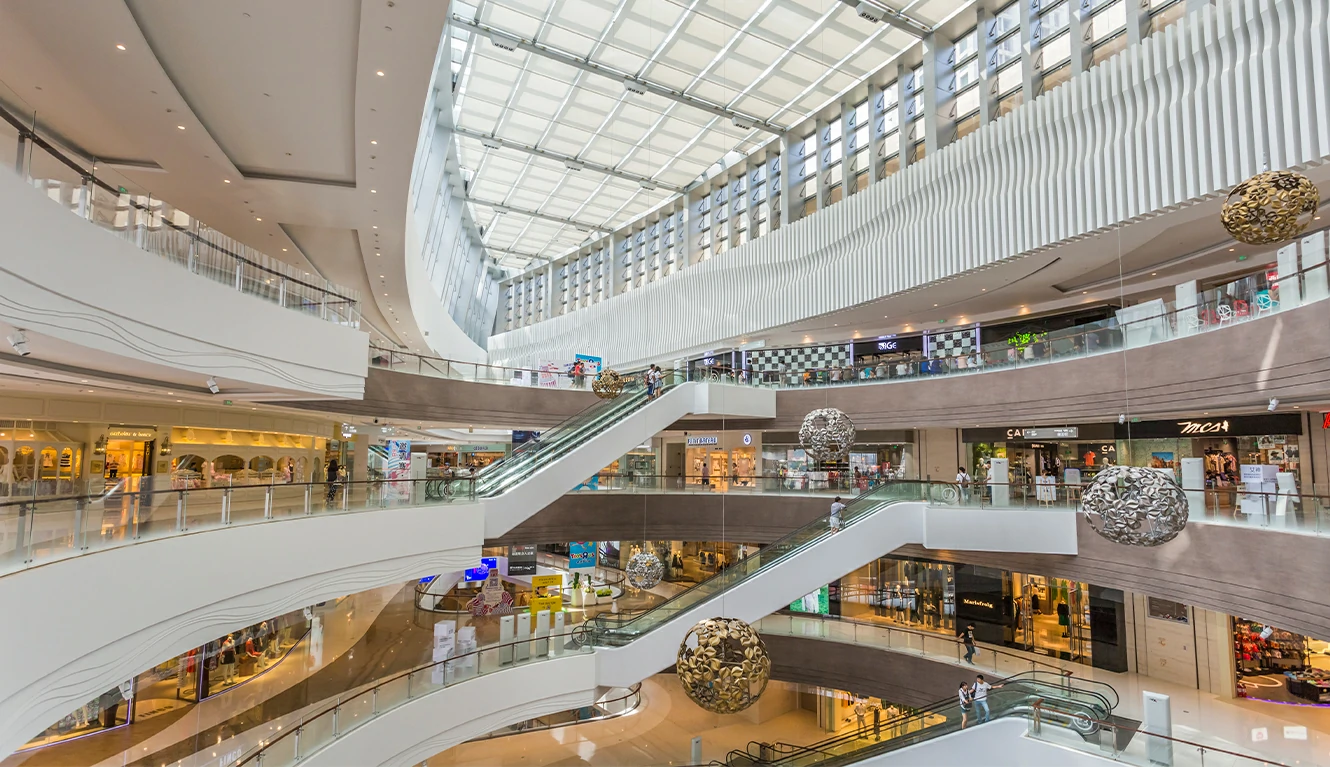 Plazas y áreas comerciales